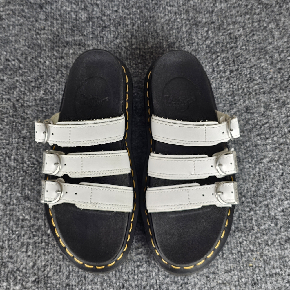 Docs Blaire‎ Platform Slides: Buckle Up for Style! Size- 6 L